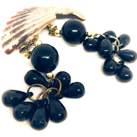 Vintage Black Dangling Earrings - Picture 1 of 2